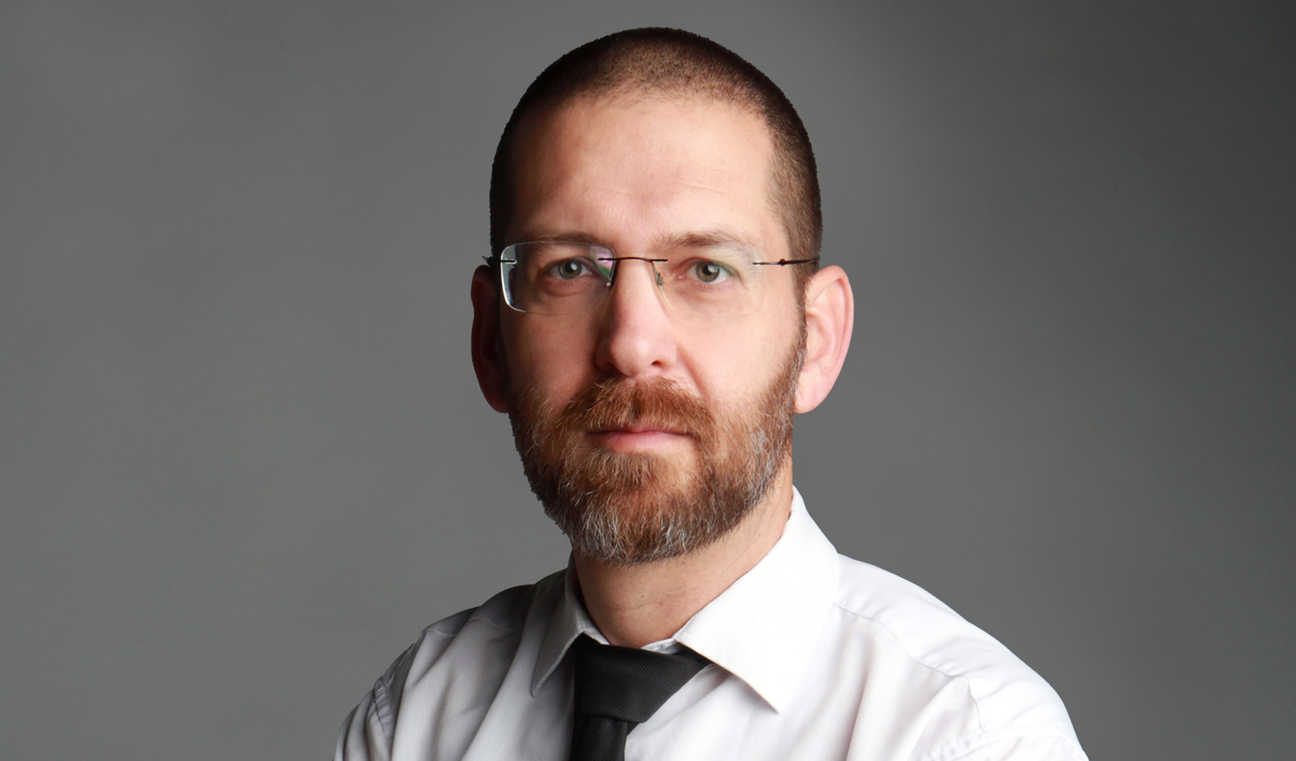 עו"ד יואב גפני