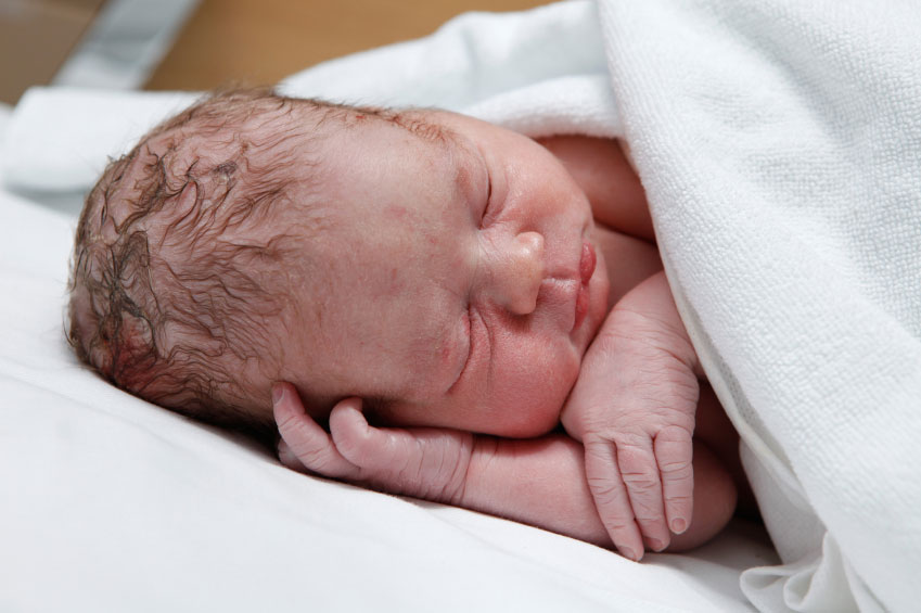 נולד עם מום קשה