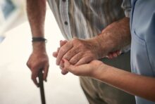 גמלת סיעוד ברמה 6 והמקסימלית - זכאות מלאה, שעות טיפול וקצבה